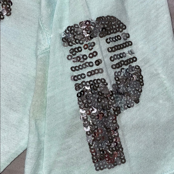 Victoria secret t-shirt - Picture 2 of 3